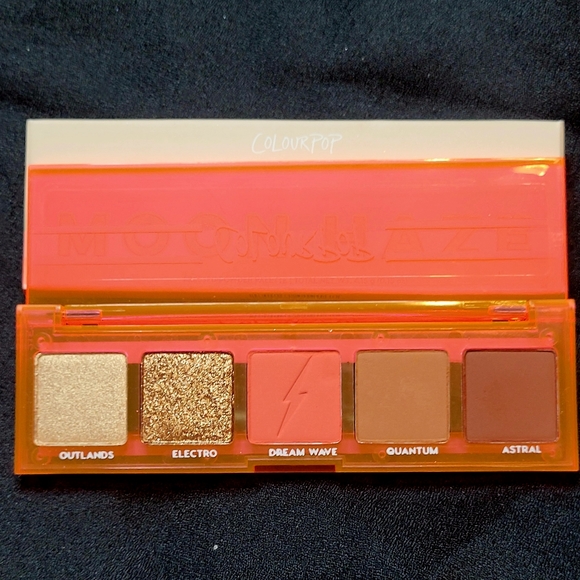 Colourpop Moon Haze Palette - Picture 6 of 11